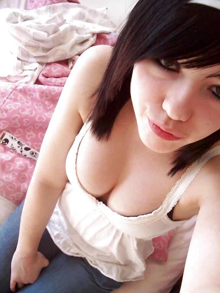 25P Emo Girls 4