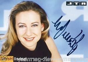 25P Isabell Hertel - german soapstar