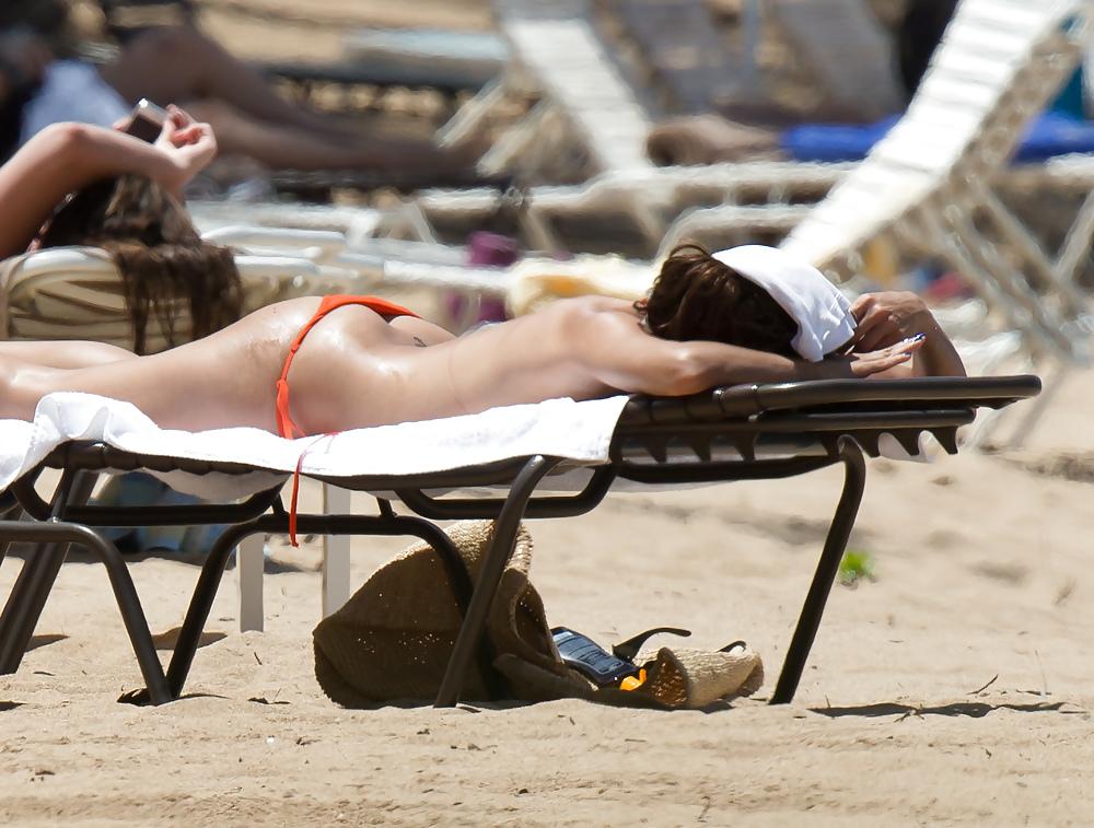 25P Celebs oops 47