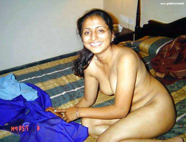 19P Sri lankan girls