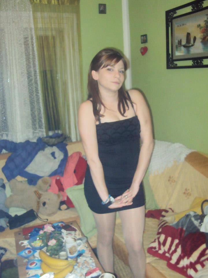 25P Teens in stockings