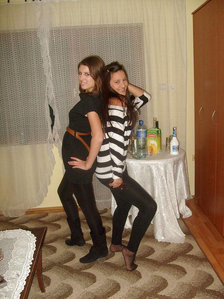 25P Teens in stockings