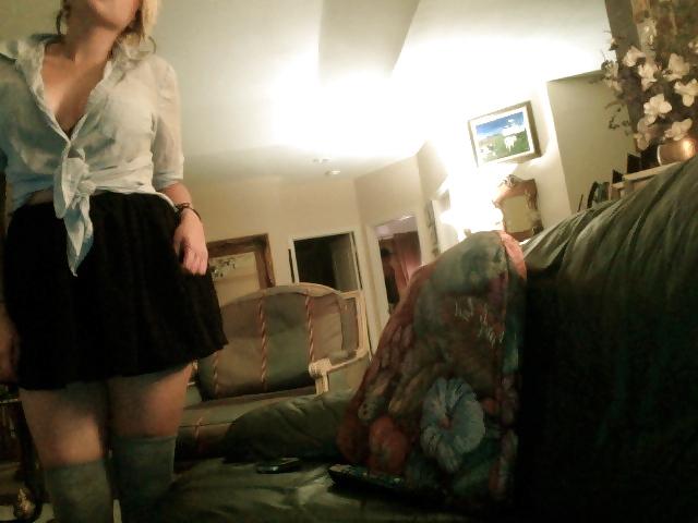 25P Sexy Babysitter
