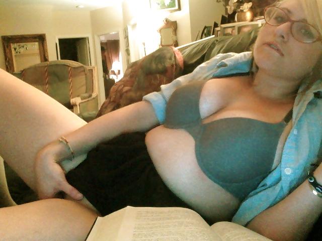 25P Sexy Babysitter