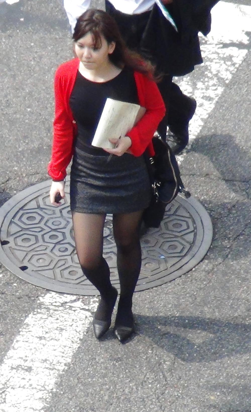 4P New York Asian Hotty in Street