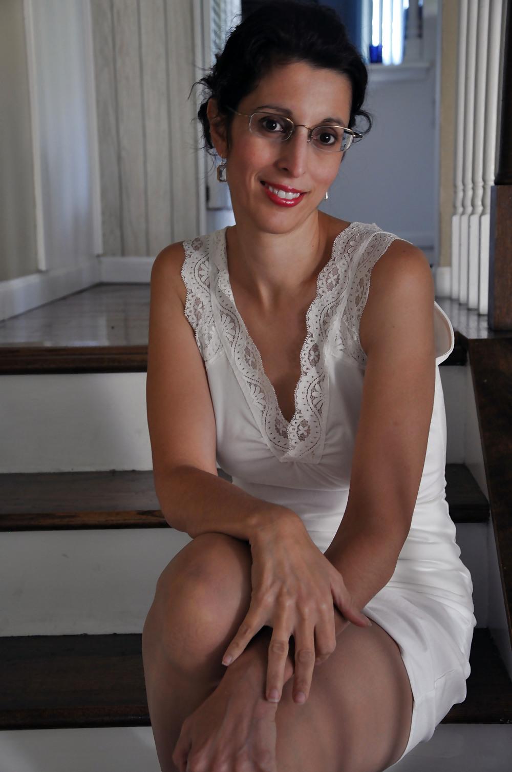 25P Michelle on stairs