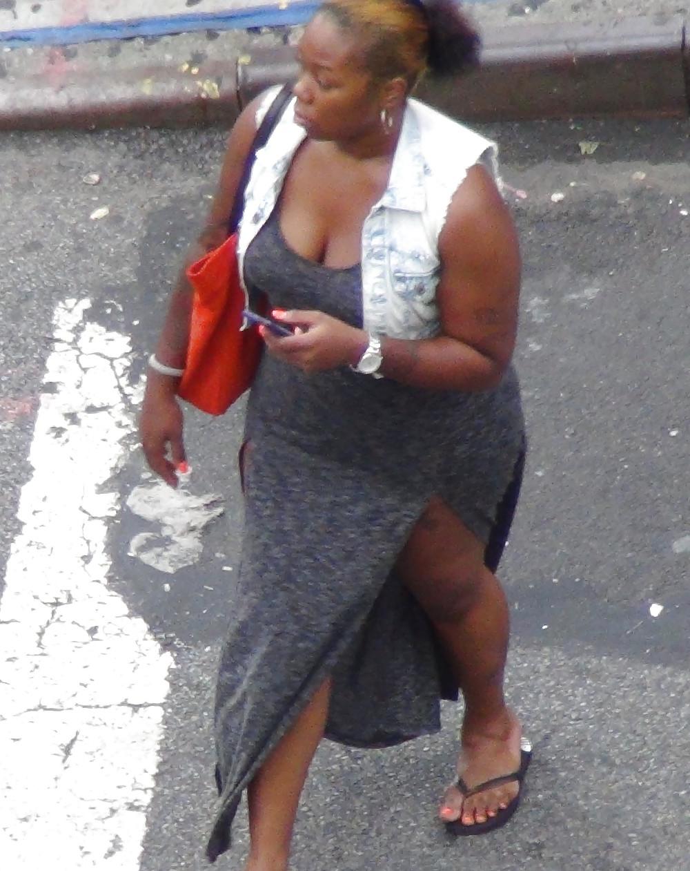 7P New York Big Titty Chubby Street Girl