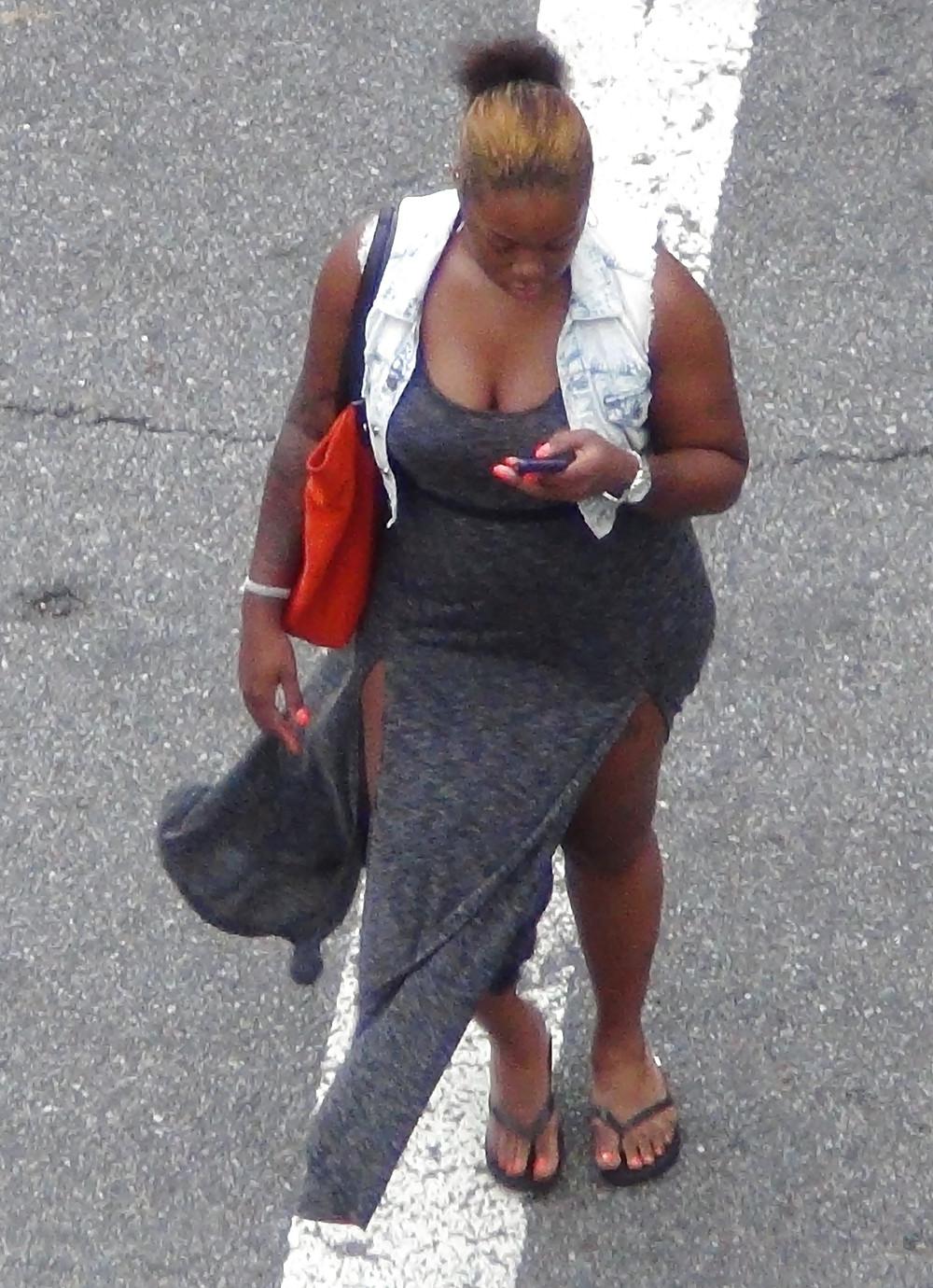 7P New York Big Titty Chubby Street Girl