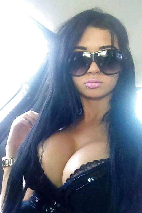 25P Big boobs
