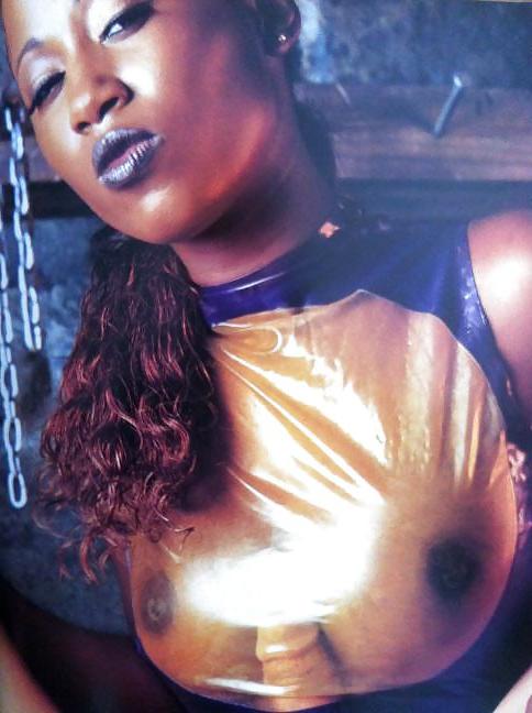 14P Black anal girl