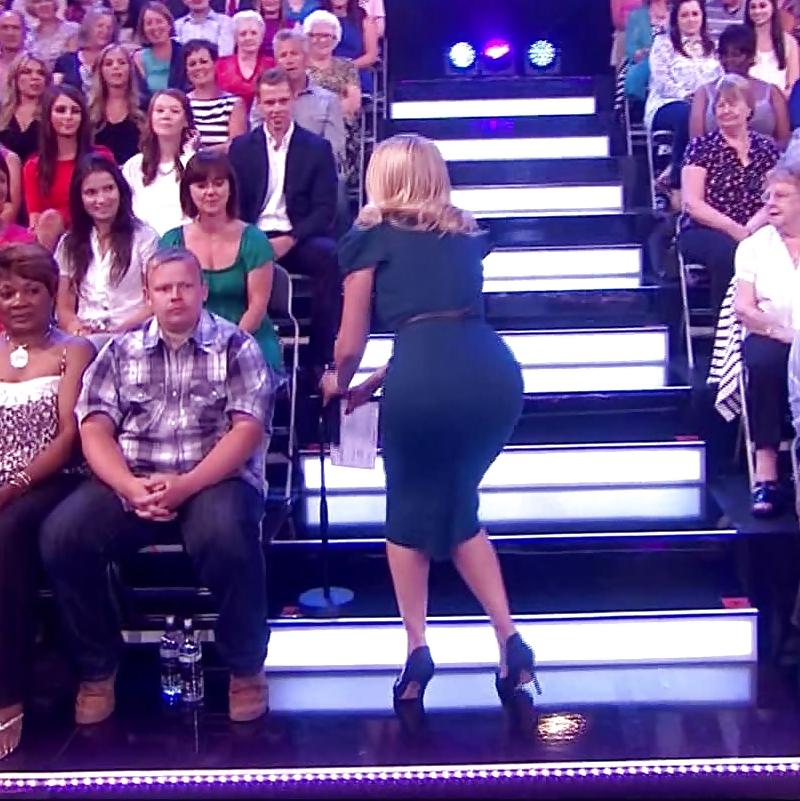 25P World Class Booty - Holly Willoughby