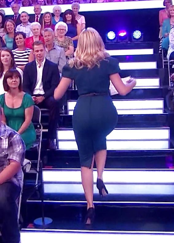 25P World Class Booty - Holly Willoughby