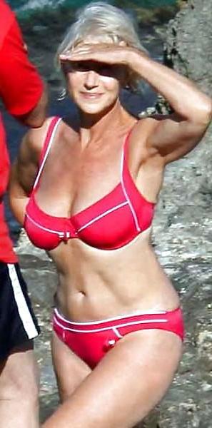 25P Mature Celebrity Legs