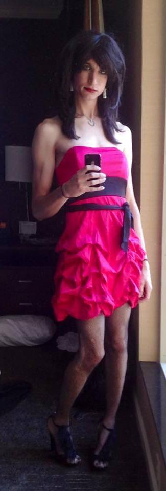 25P Young Crossdresser