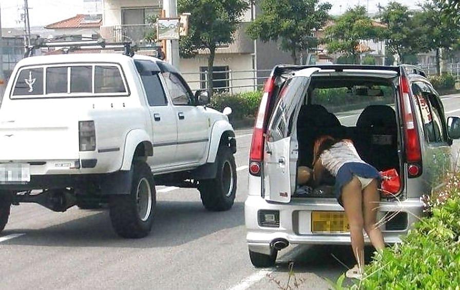 8P CELEBS UPSKIRT PUSSY SHOTS