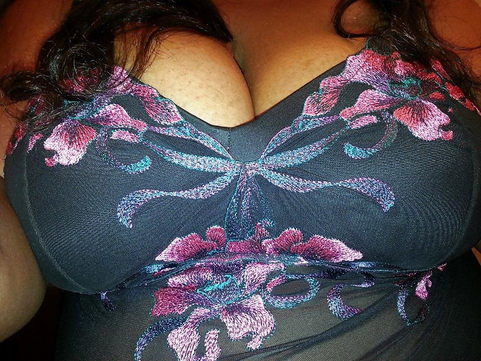 16P Big black boobs 20