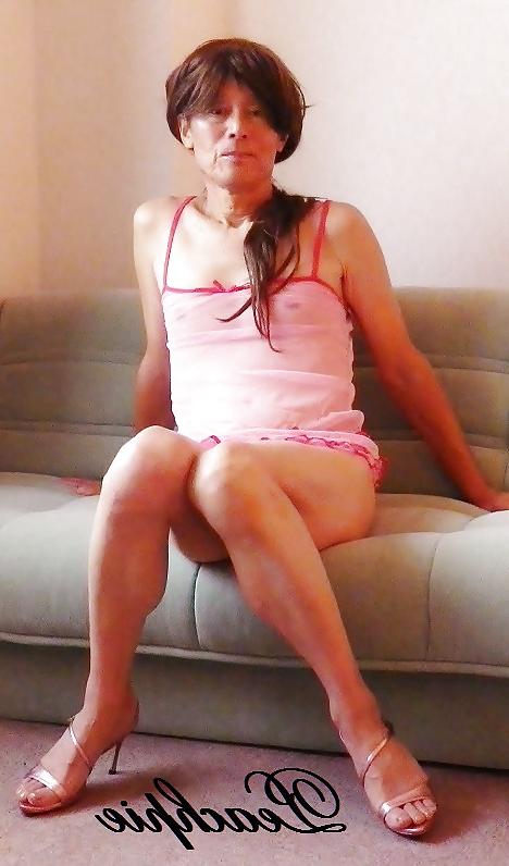 4P Japanese Crossdresser Peachpie