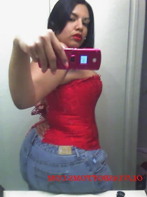 11P Olivia big ass
