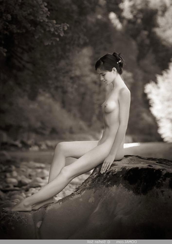 25P Some more erotic images. My choice