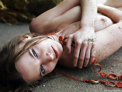 25P Some more erotic images. My choice
