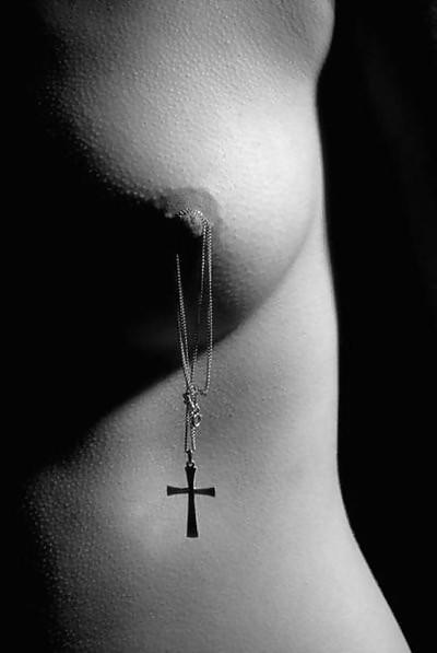 25P Some more erotic images. My choice