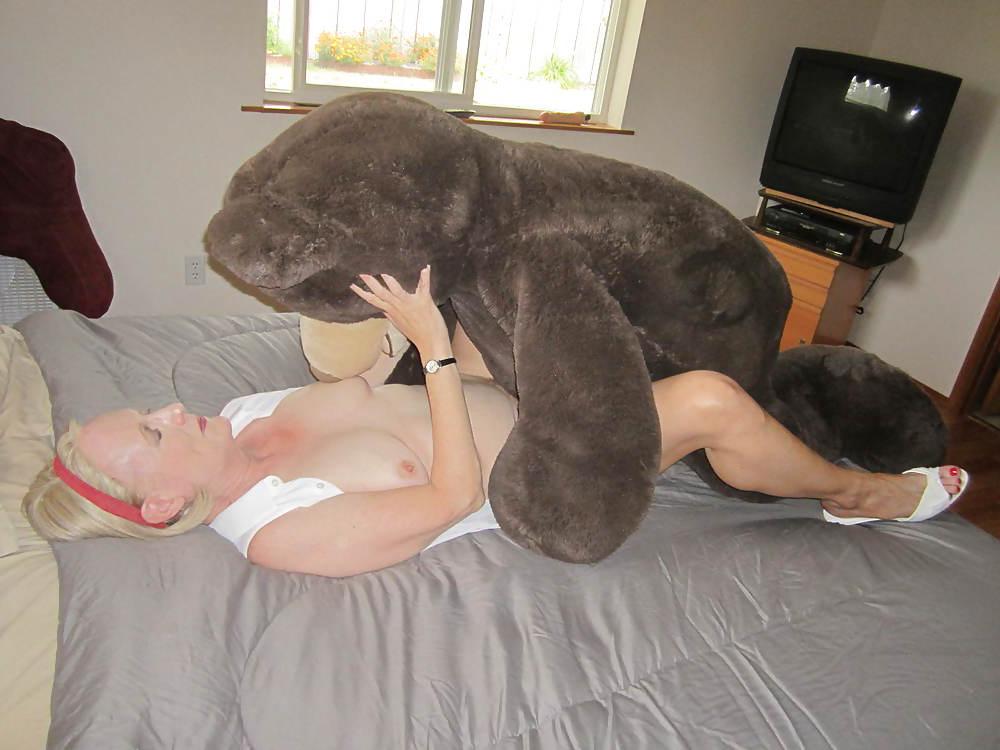9P Just a Teddy Story 