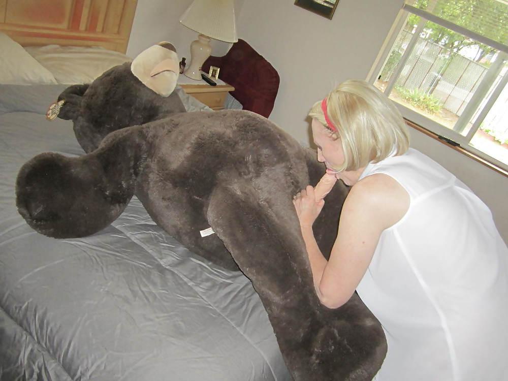 9P Just a Teddy Story 