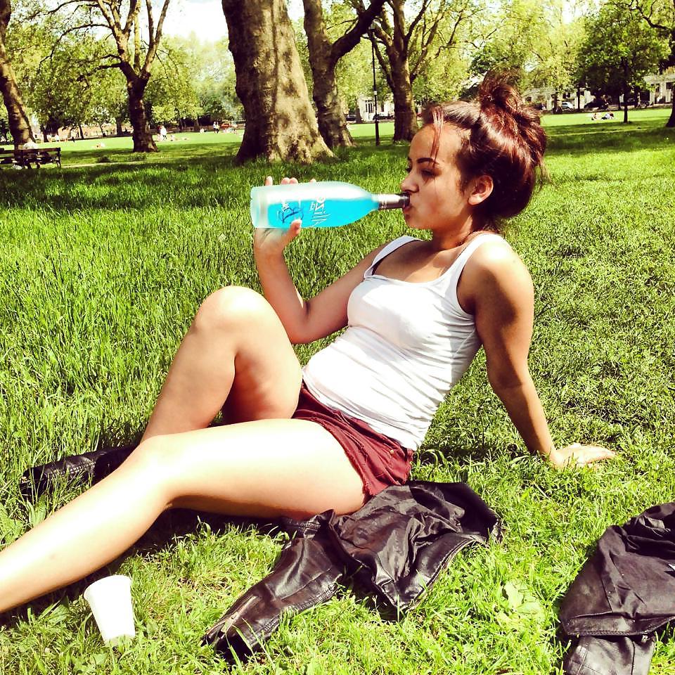 14P Sexy English Whore Paris