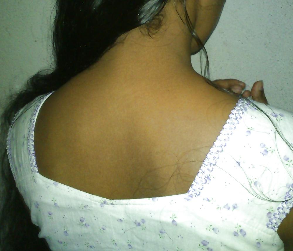 25P Sri Lankan Wife Exposed
