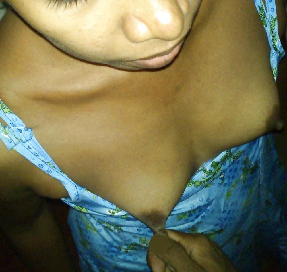 25P Sri Lankan Wife Exposed