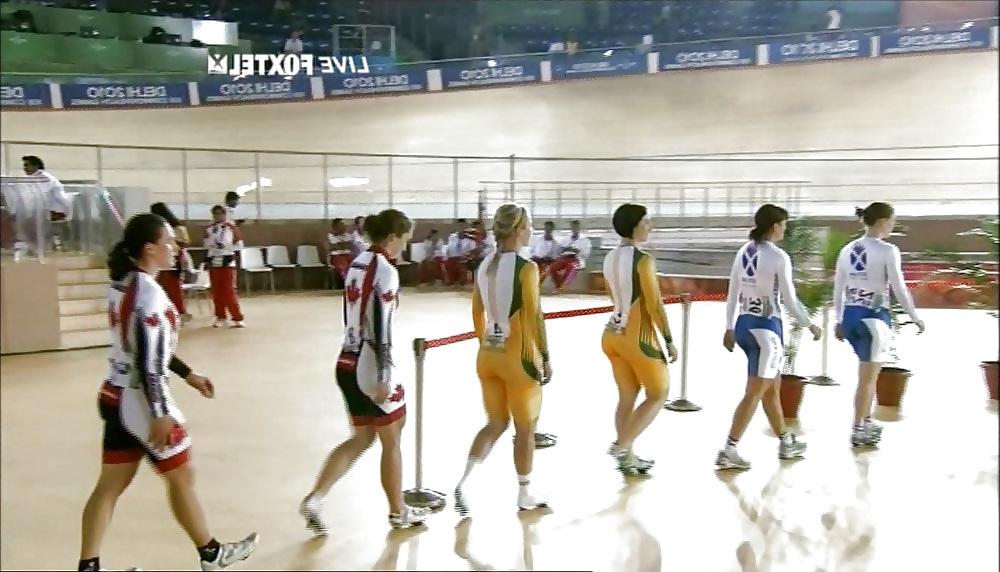 25P Anna Meares (amazing booty)