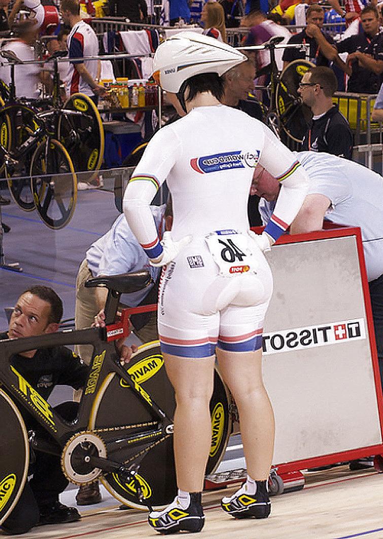 25P Anna Meares (amazing booty)