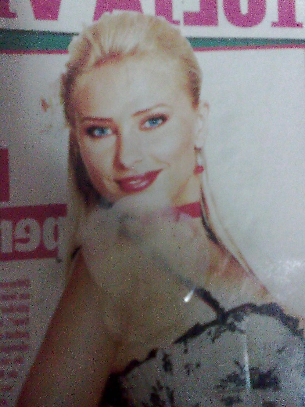 7P Iulia Vantur . 