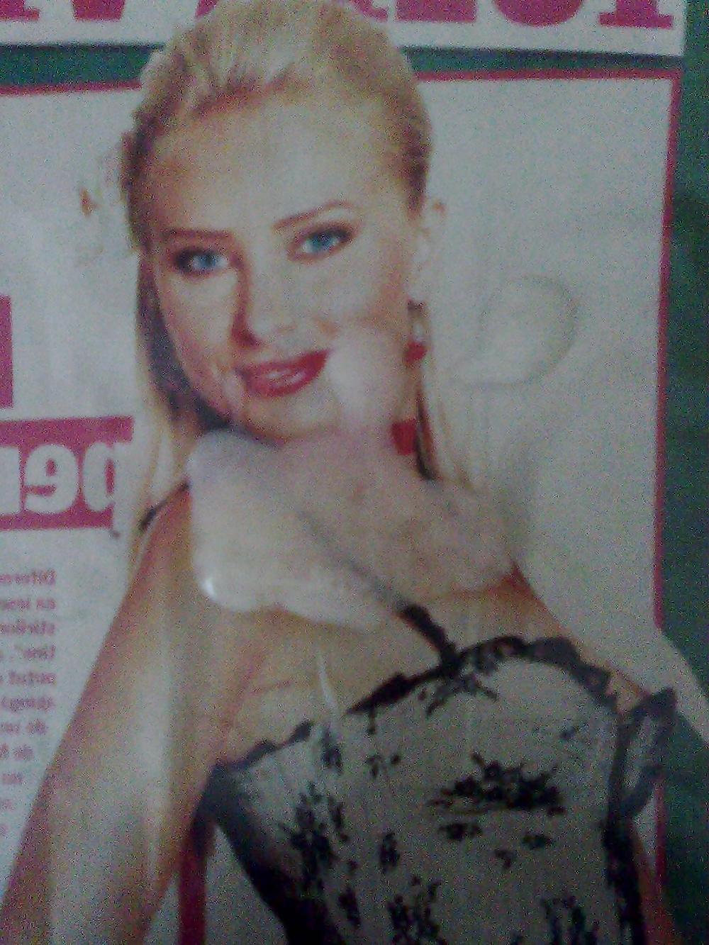 7P Iulia Vantur . 