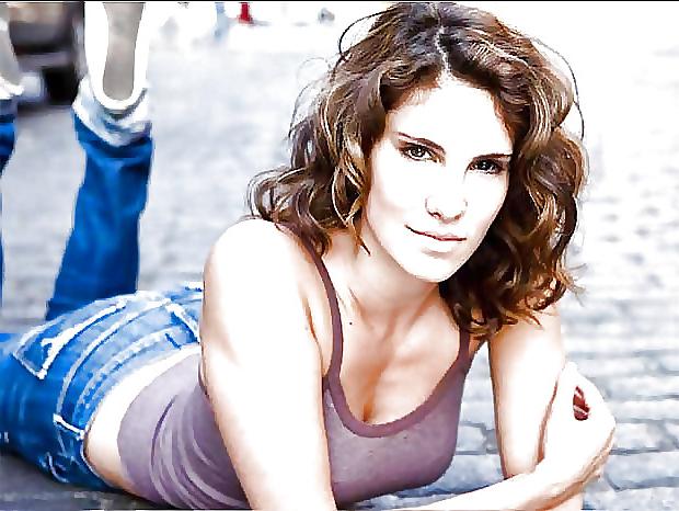 25P Daniela Ruah