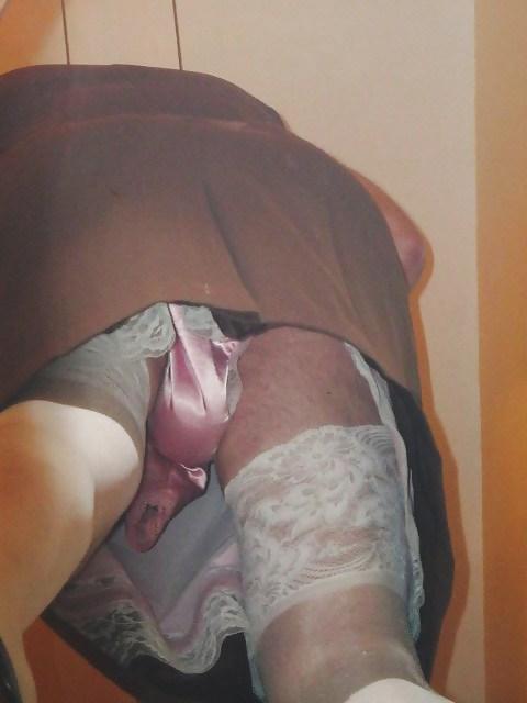 10P Crossdresser upskirt
