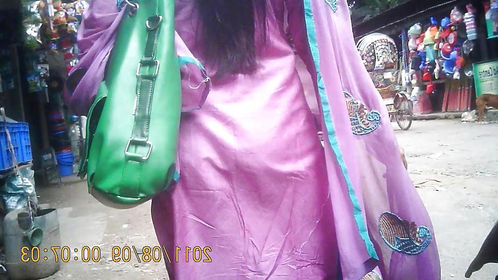 15P Bangladeshi street Booty