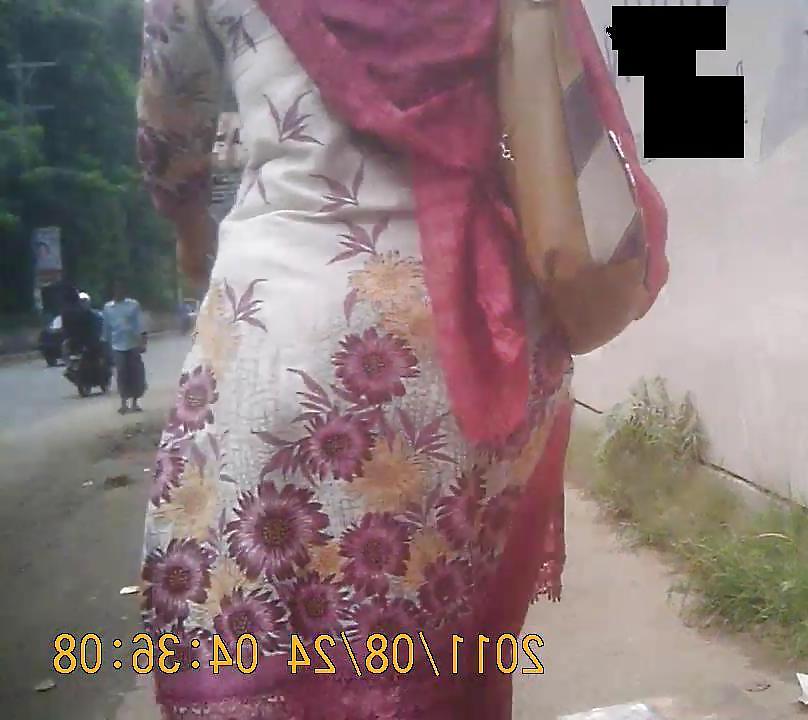 15P Bangladeshi street Booty