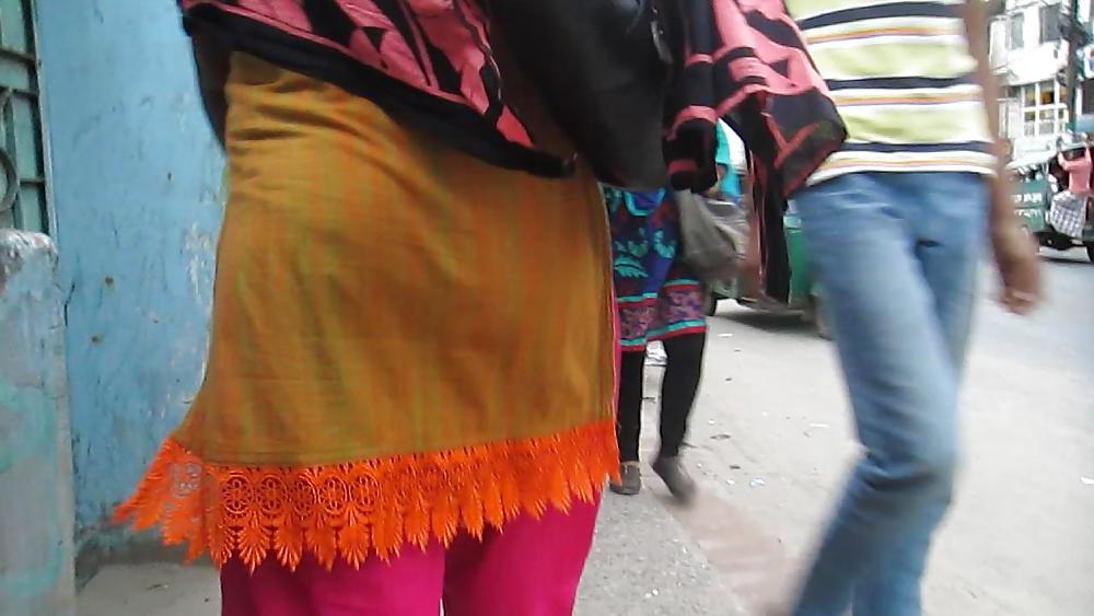 15P Bangladeshi street Booty