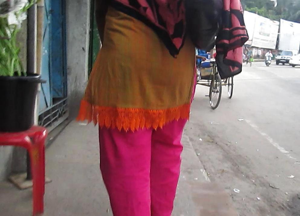 15P Bangladeshi street Booty