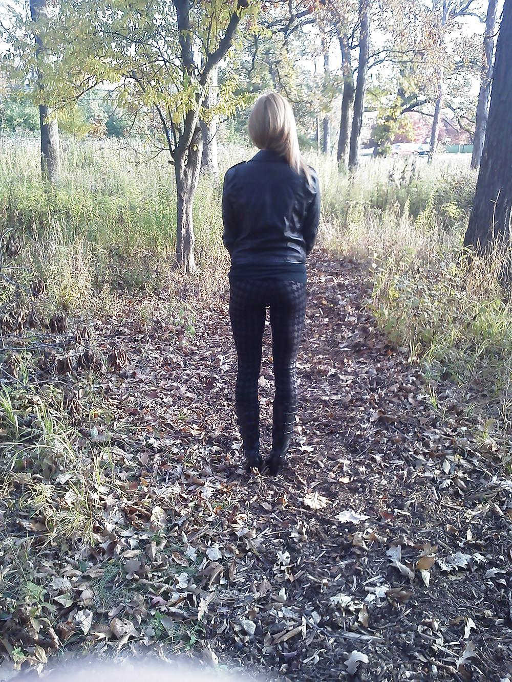 4P Booty in the woods