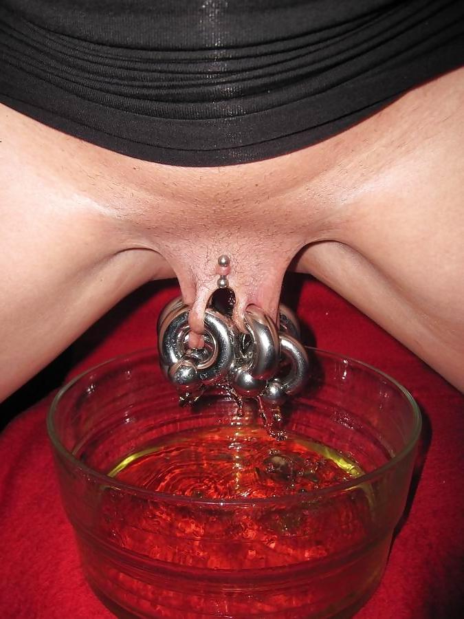 18P Girls with piercing 06
