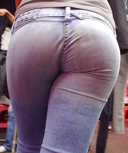 21P Amateur Ass on the Street 