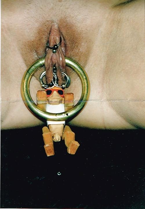 25P Pierced pussy 6!