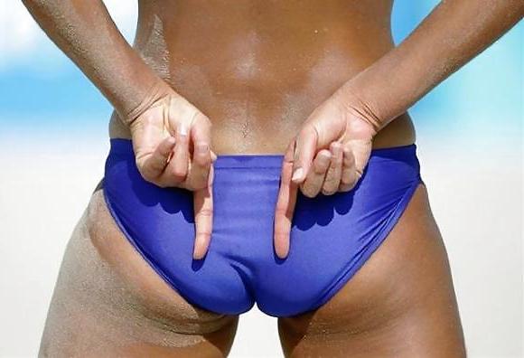 19P Cute little volleyball butts!!