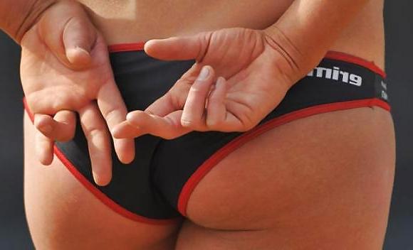 19P Cute little volleyball butts!!