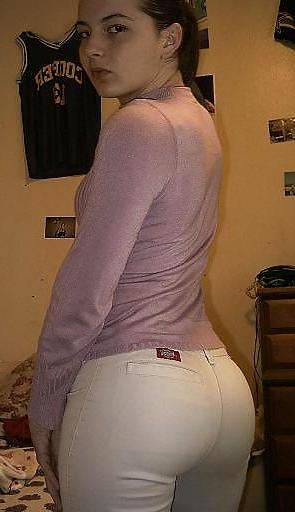 12P Big booty  serie 3