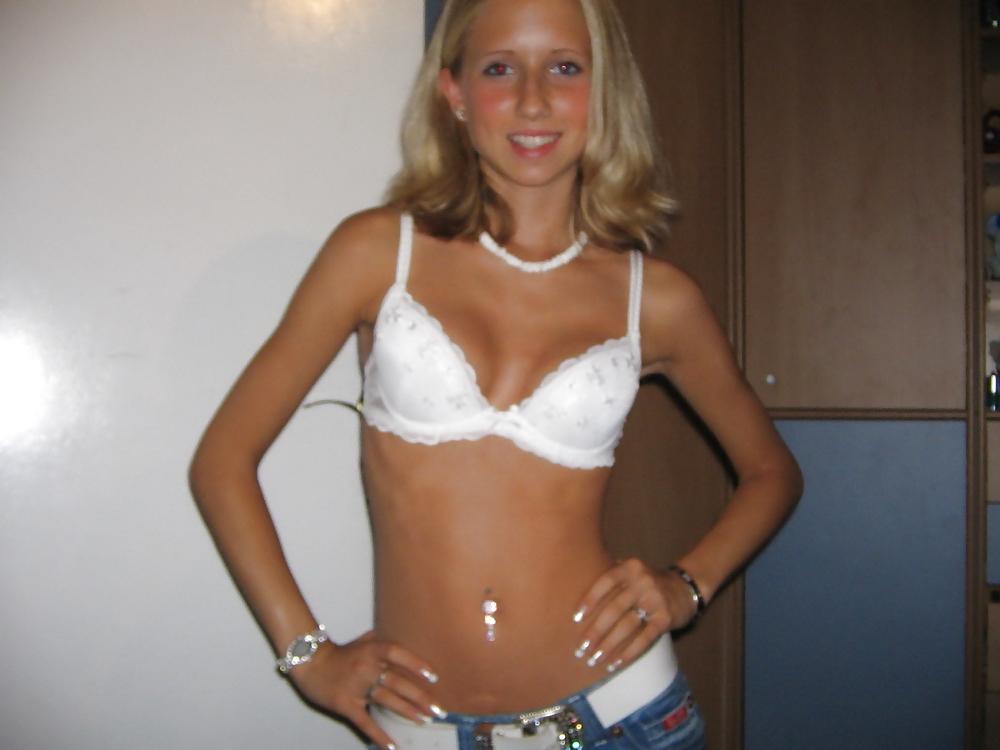 25P Sexy german slut 2