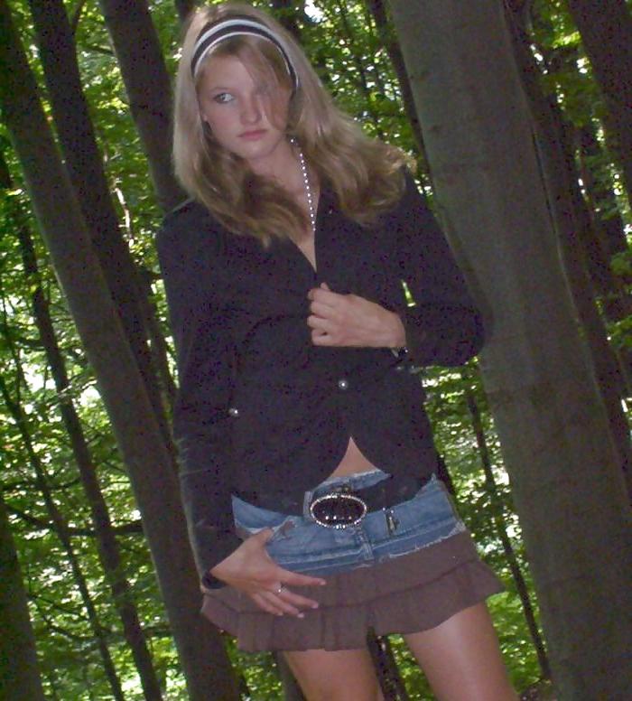 25P Sexy german slut 2