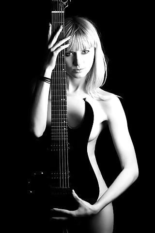10P Love song for a stranger ...